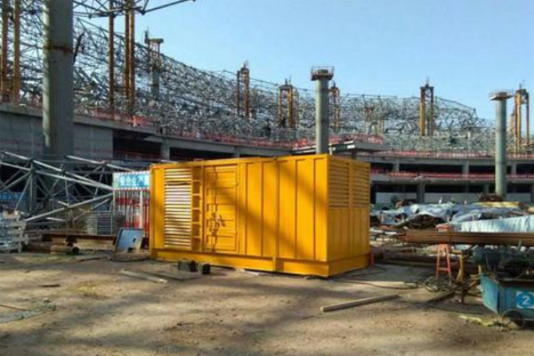 巧家发电机出租如何判断空气滤清器是否需要更换？